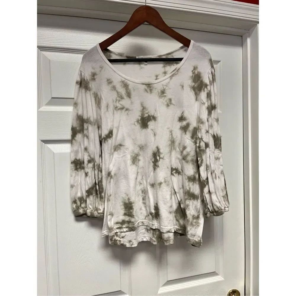 C & C California Beige & Brown Tie Dye Puff Sleeve 3/4 Sleeve Shirt sz L